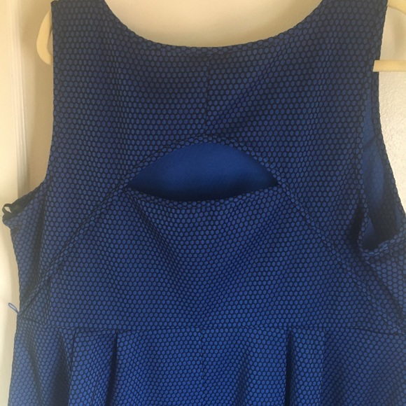 Lane Bryant Black & Blue sleeveless dress - Picture 3 of 4
